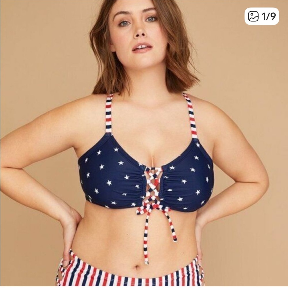 🇺🇸 Swim by Cacique star print light lined bikini top Size 26 Ava Viv Bottoms